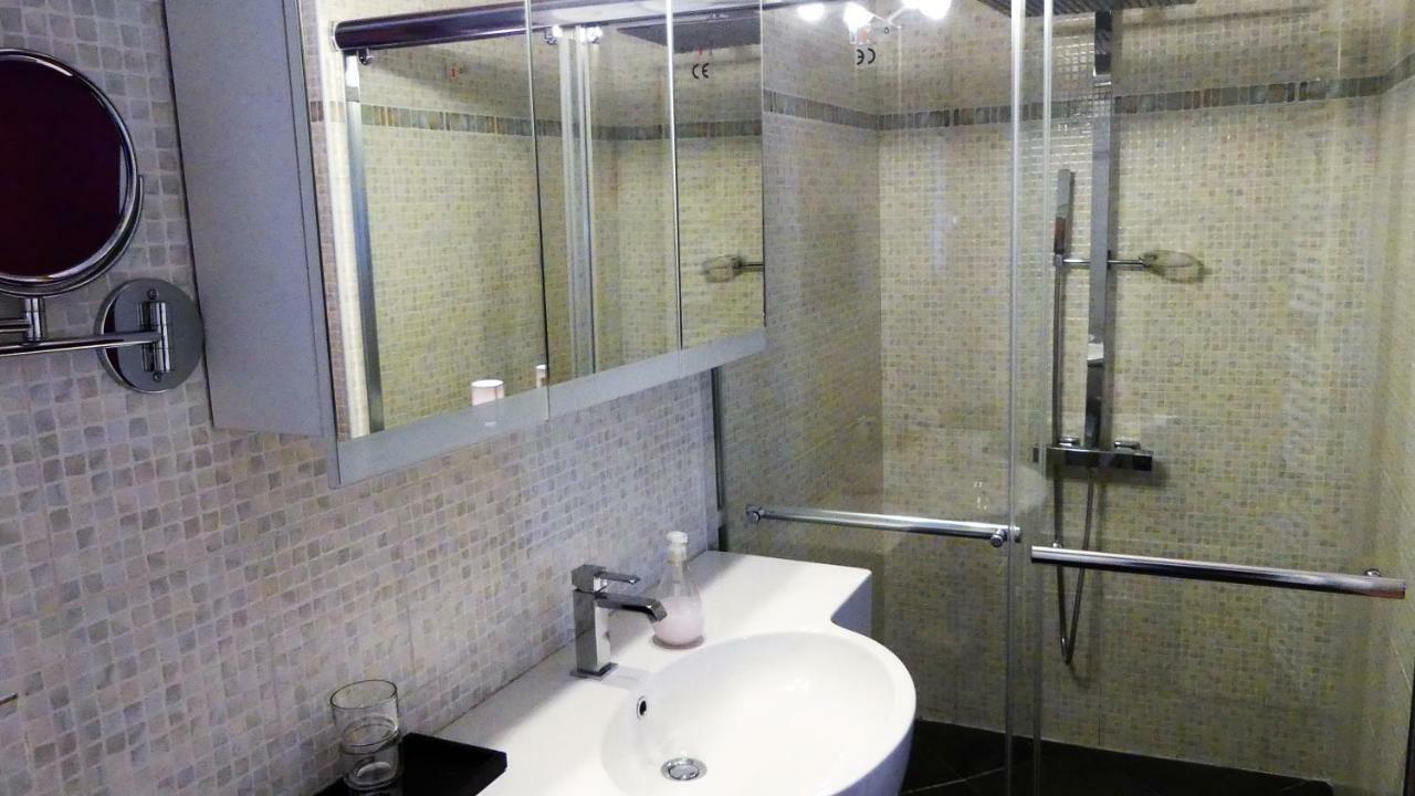 Villa Regain Chambres Et Table D'Hotes Greolieres Eksteriør billede